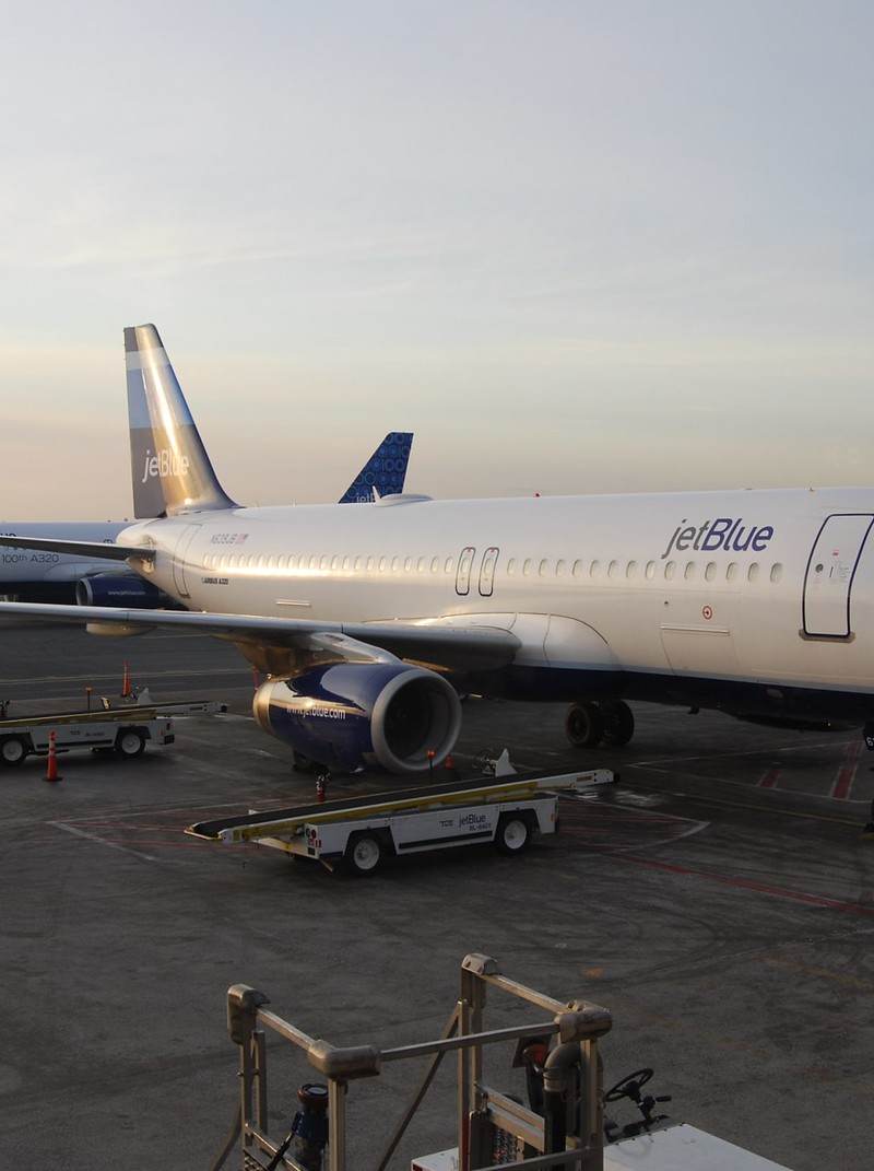 N639JB - Airbus