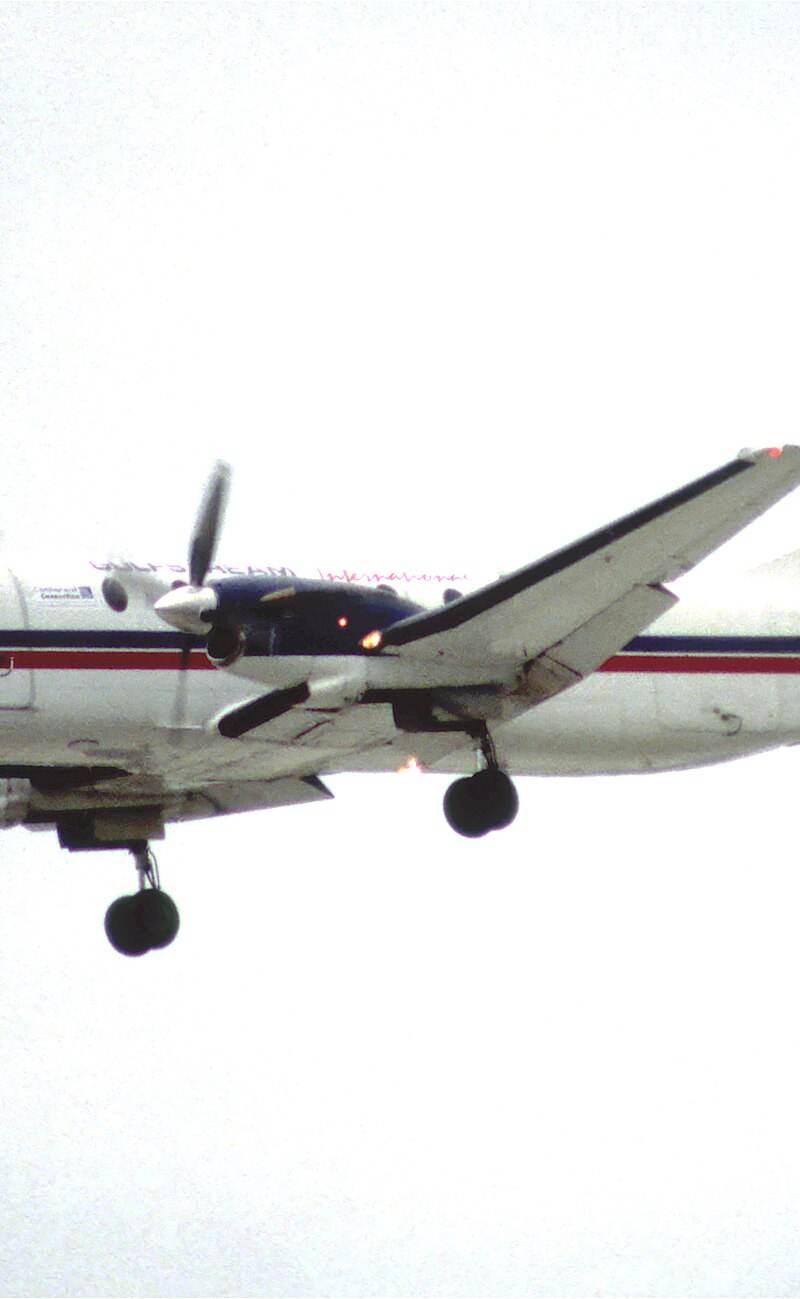 N189GA - Twin-engine aircraft