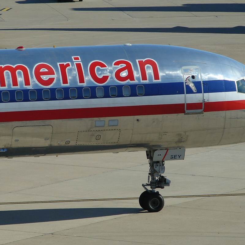 N190AA - Aircraft