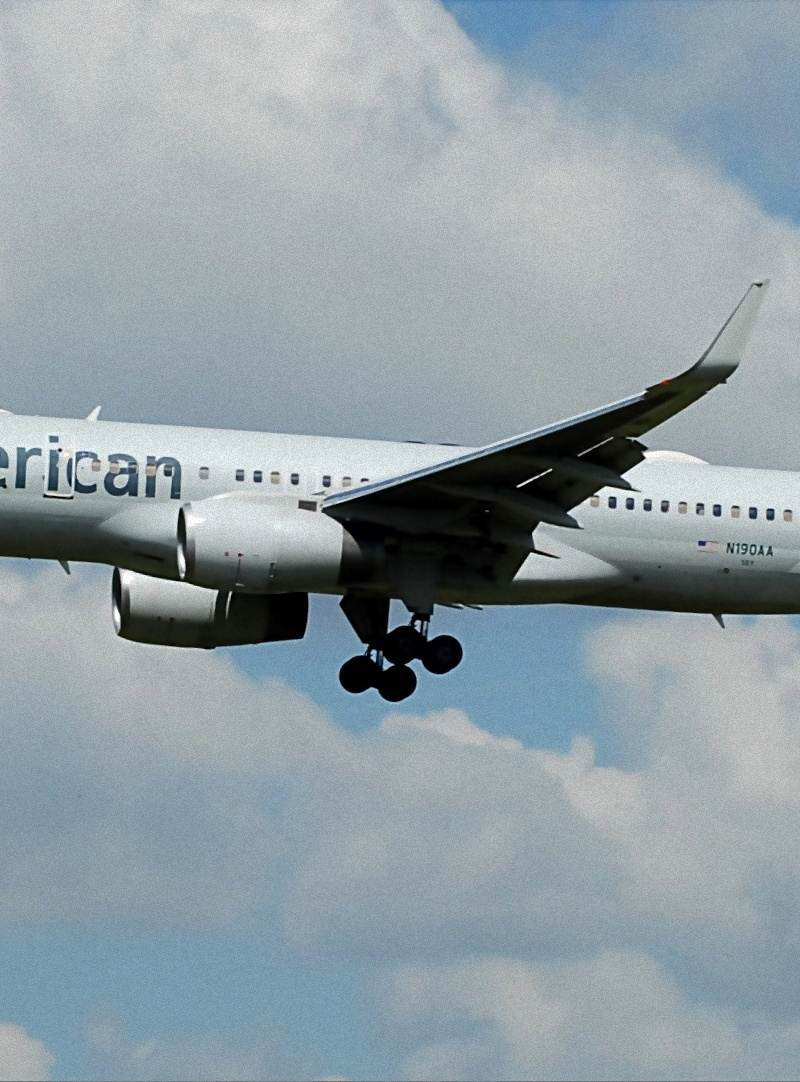 N190AA - Boeing