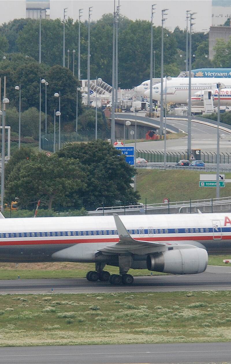 N190AA - Boeing