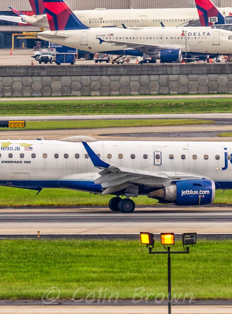 N190JB - Embraer