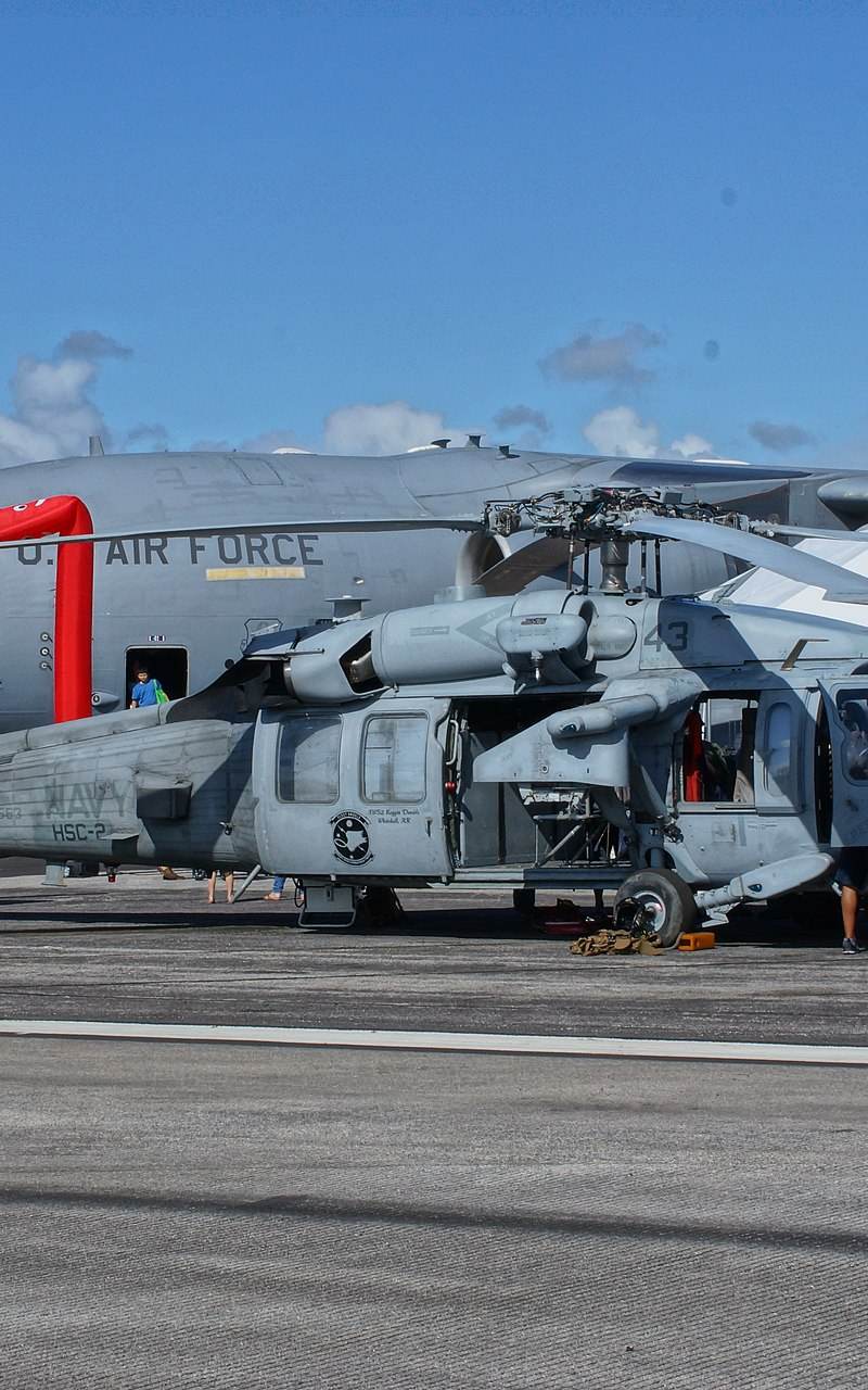  - Helicopter
