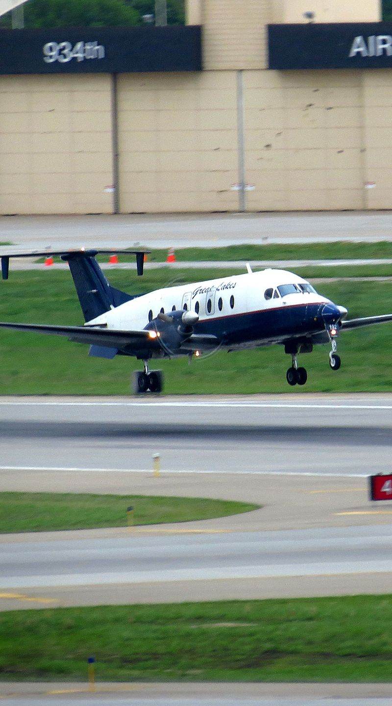 N192GL - Twin-engine aircraft