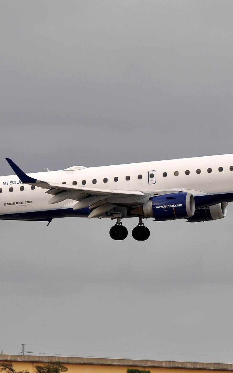 N192JB - Embraer