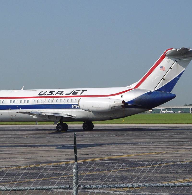 N194US - Douglas