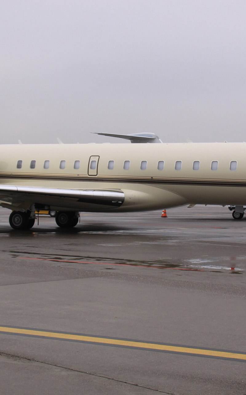 N194WM - Bombardier