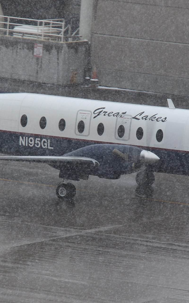 N195GL - Beech