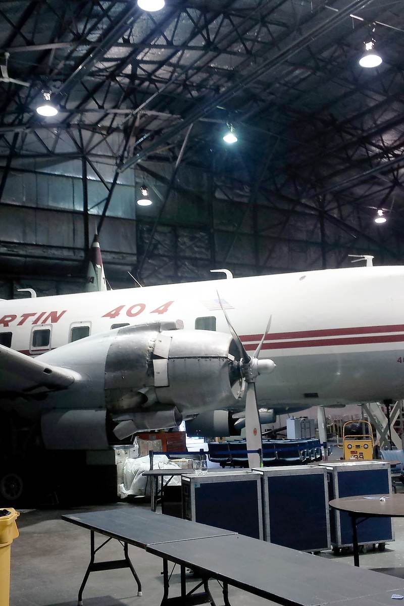 N145S - Twin-engine aircraft