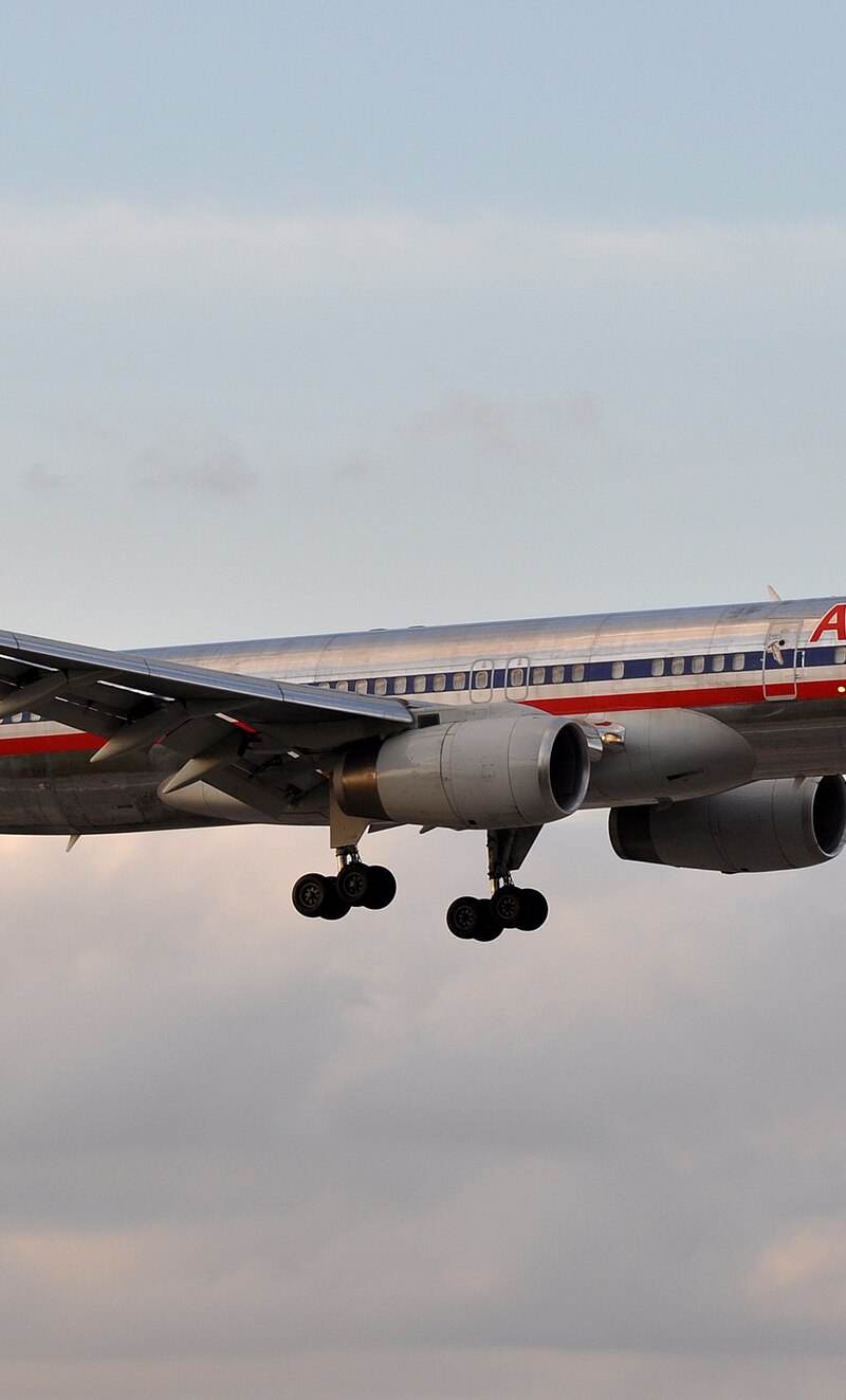 N196AA - Boeing