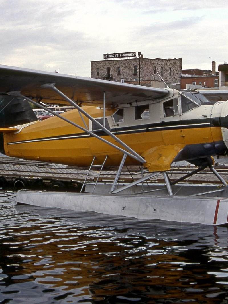C-FLZO - Floatplane