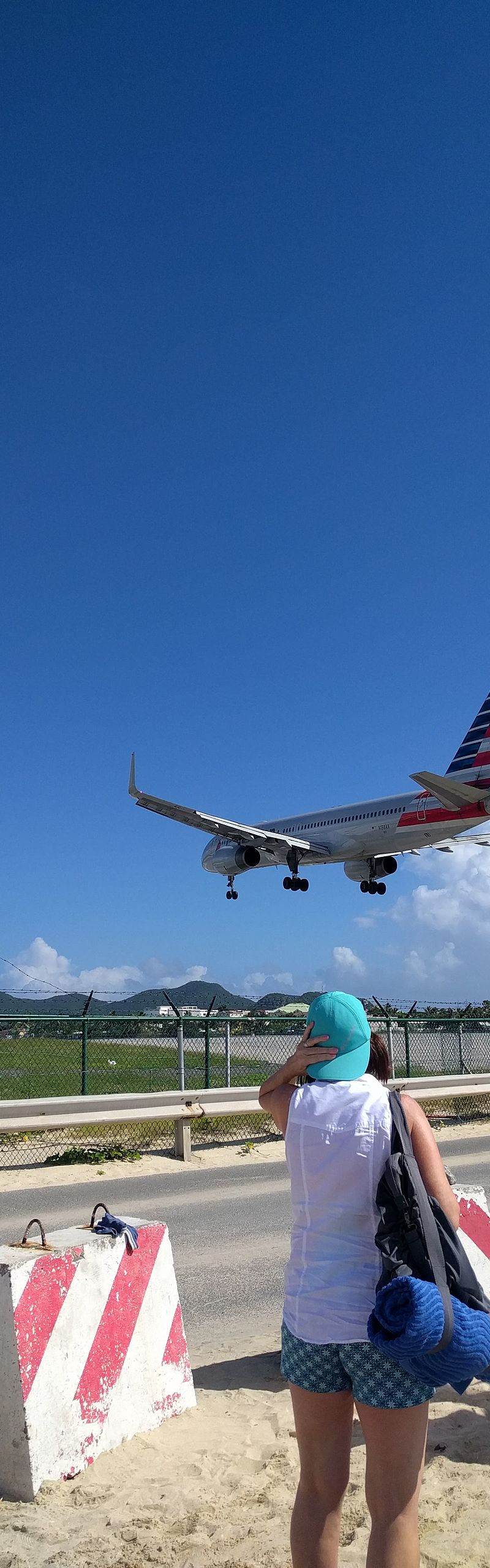 N198AA - Boeing