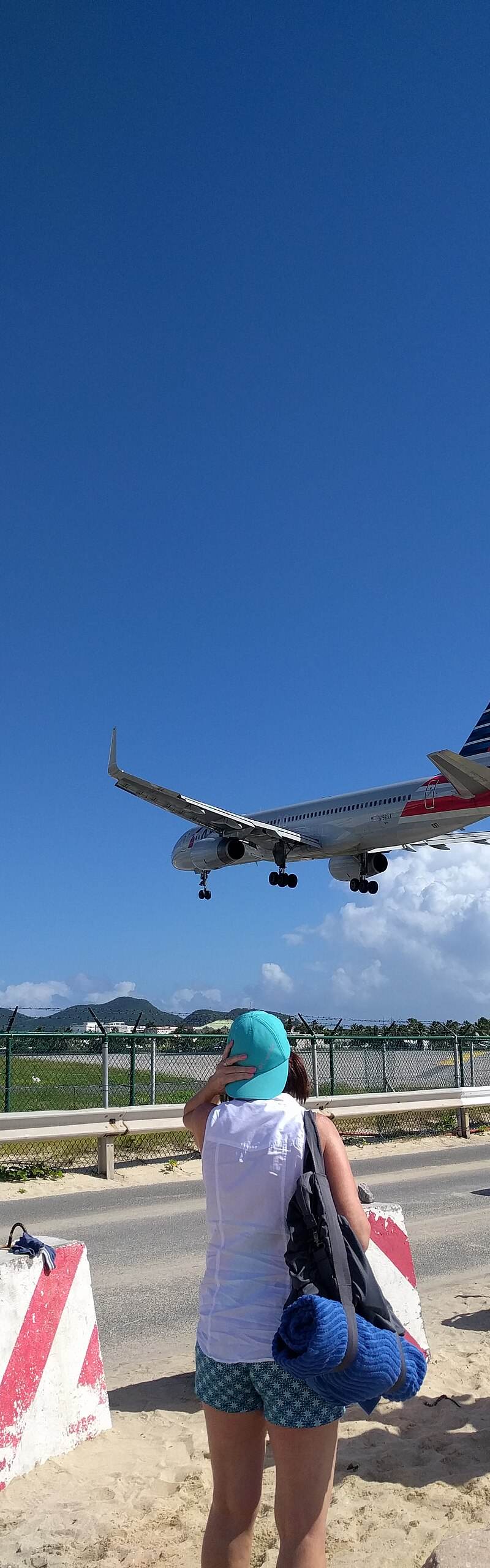 N198AA - Boeing