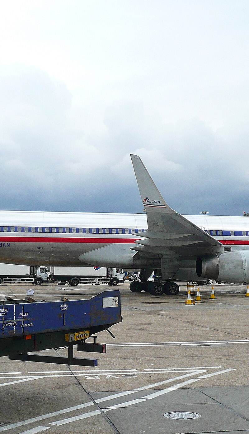N199AN - Twin-engine aircraft