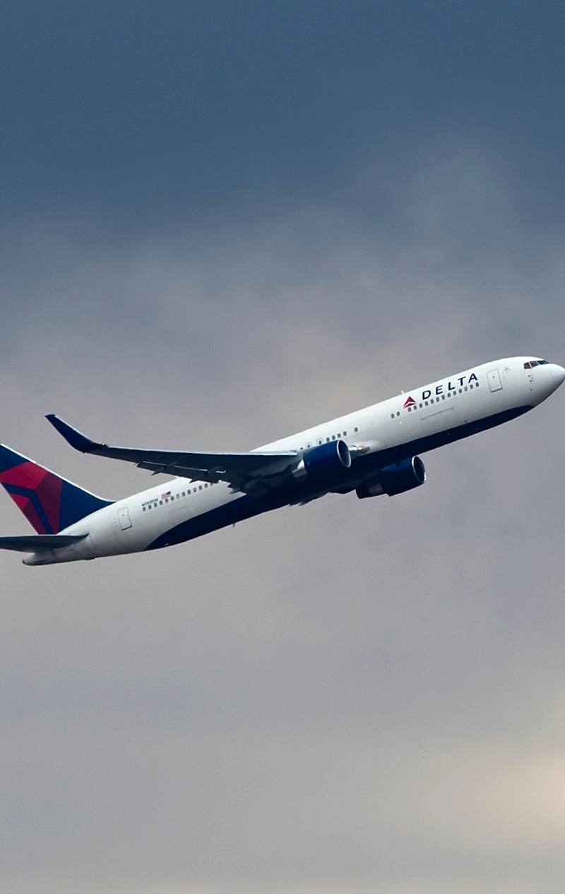 N799DN - Boeing