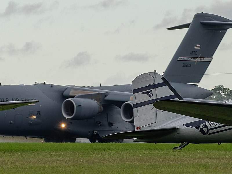 N25641 - Douglas