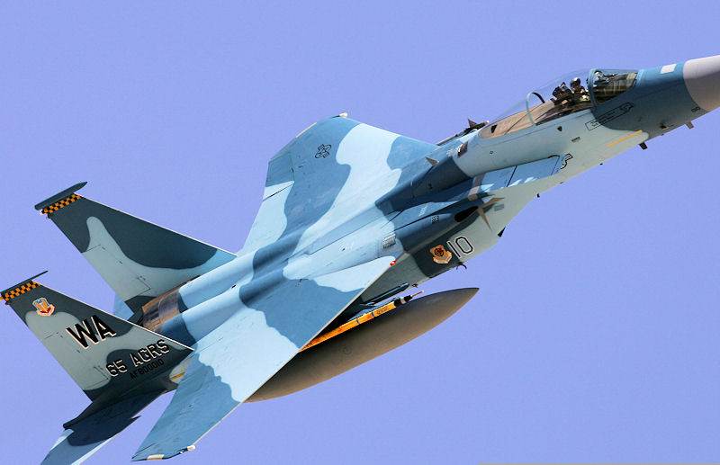  - Twin-engine aircraft
