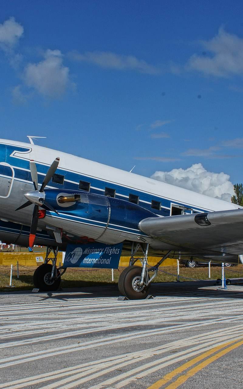 N200MF - Douglas