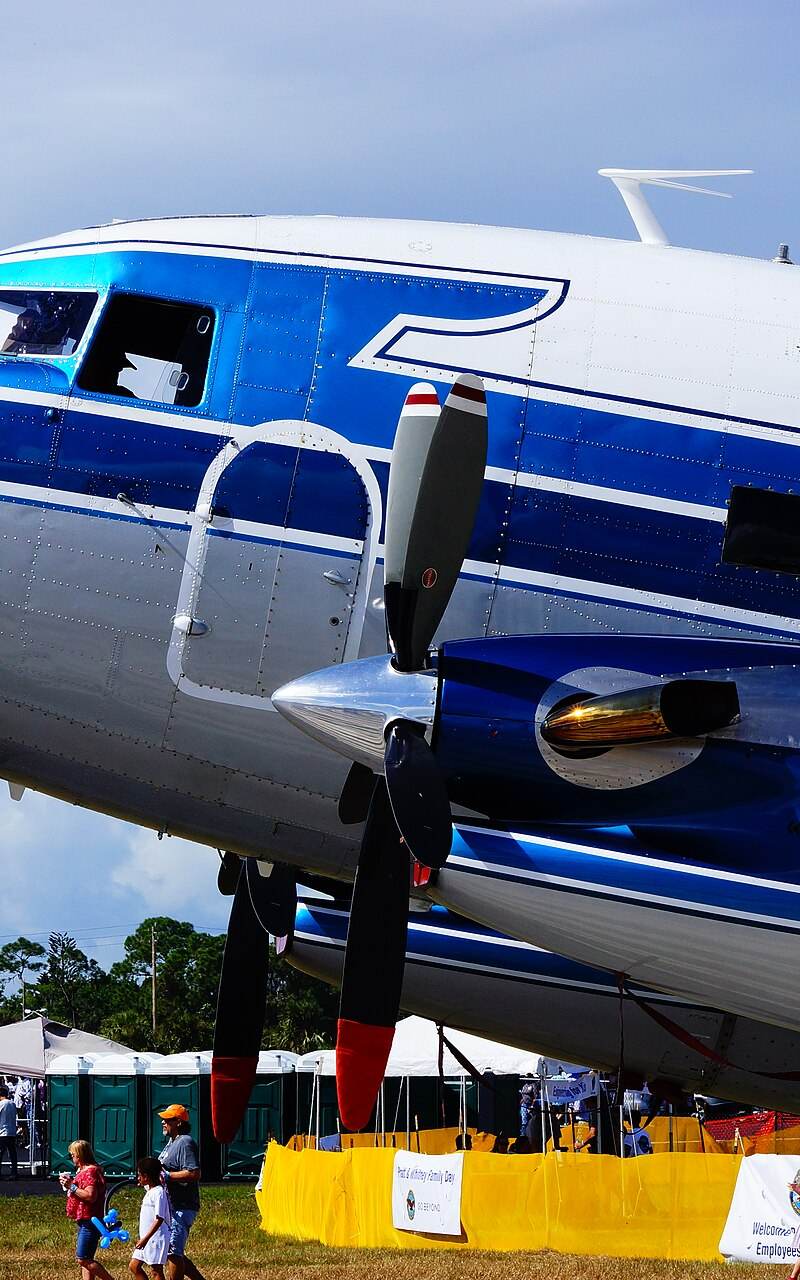 N200MF - Douglas