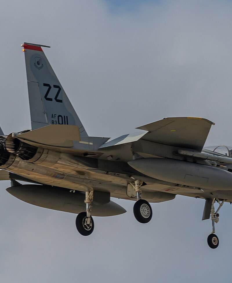  - Twin-engine aircraft