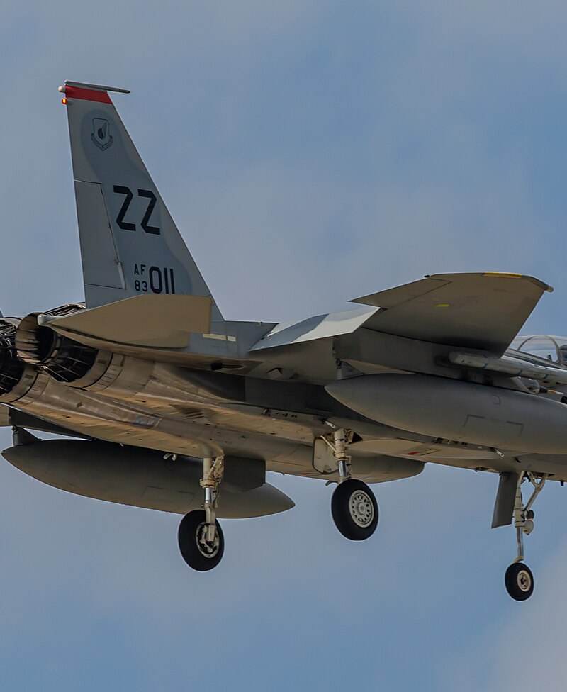  - Twin-engine aircraft