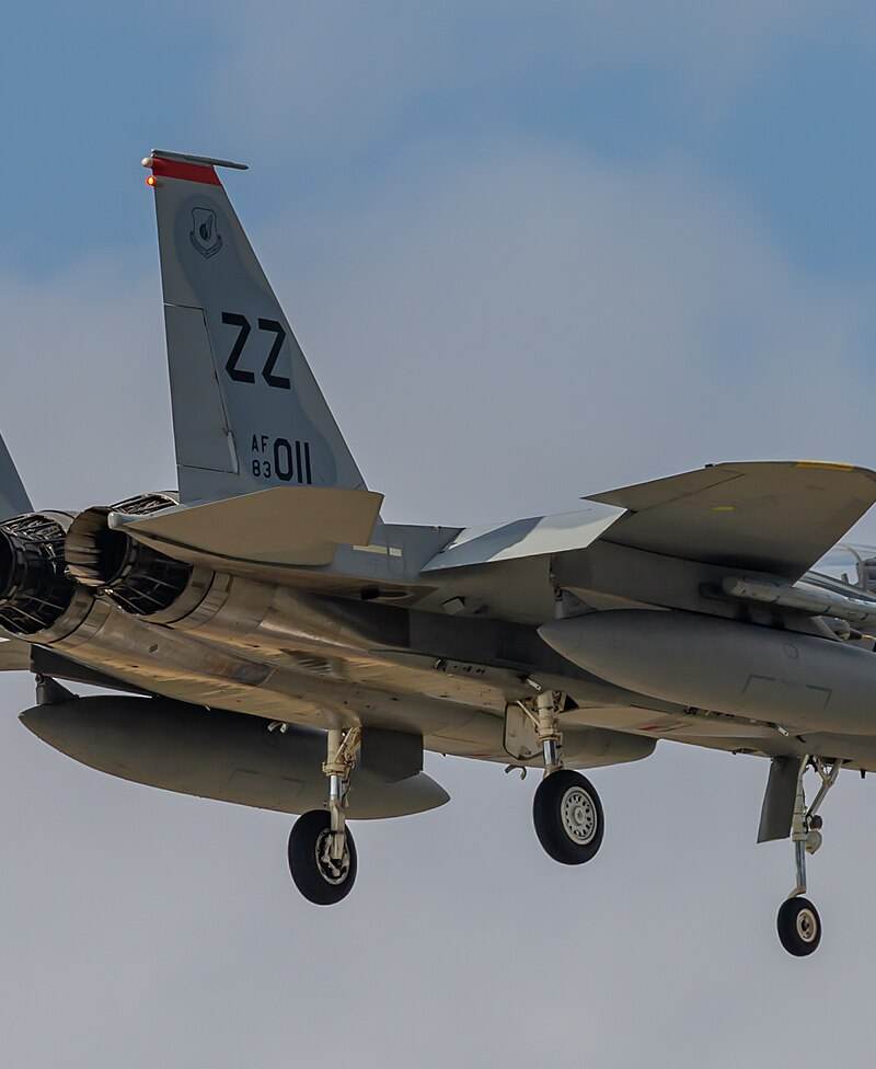  - Twin-engine aircraft