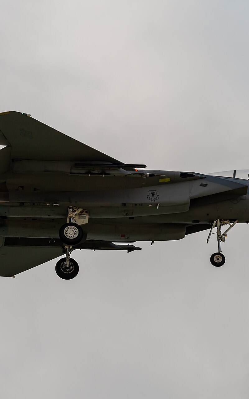  - Twin-engine aircraft
