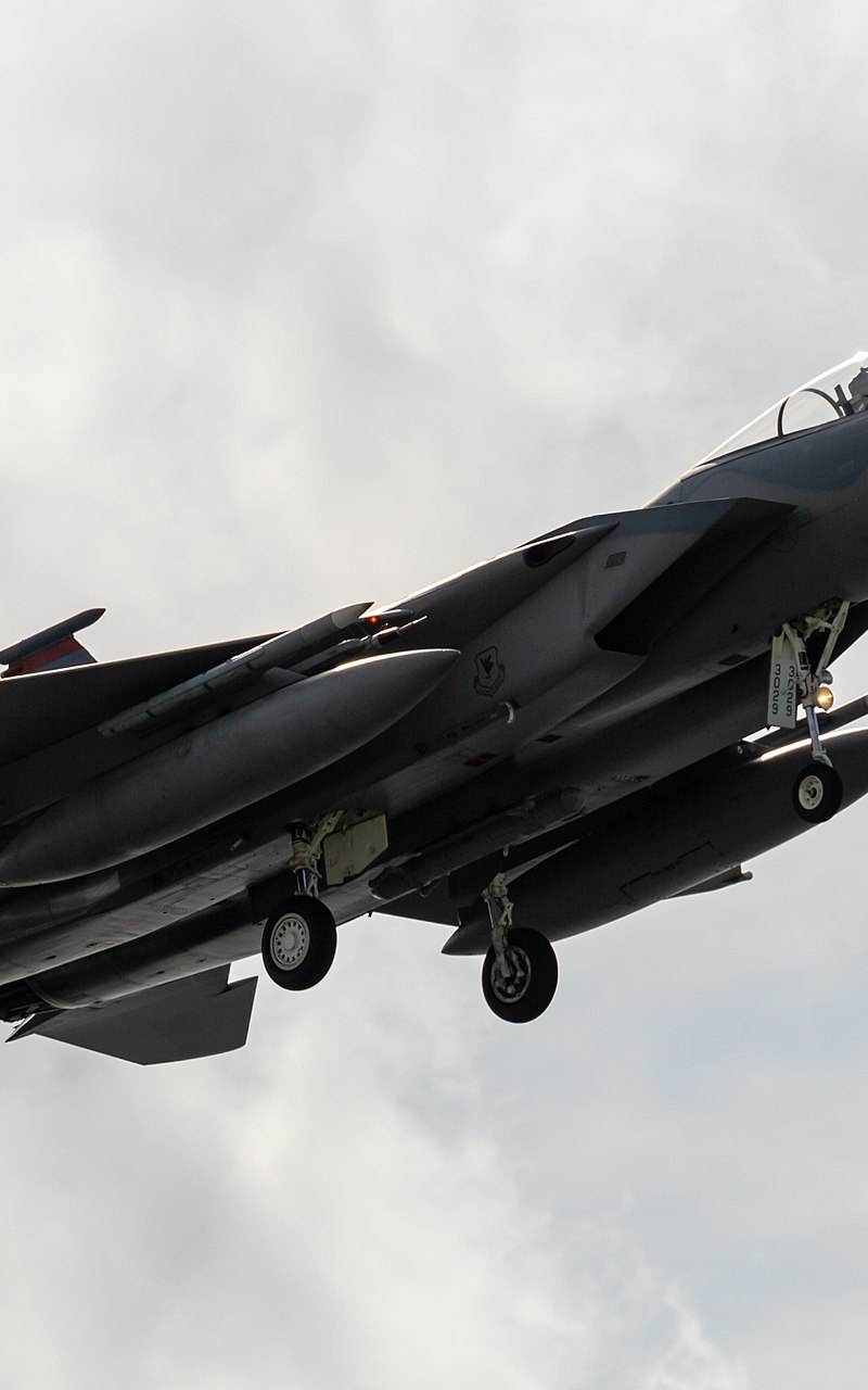  - Twin-engine aircraft