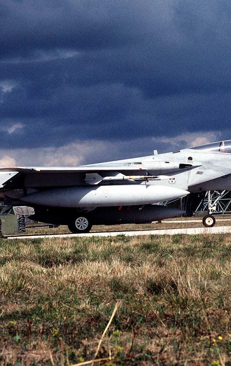  - Twin-engine aircraft