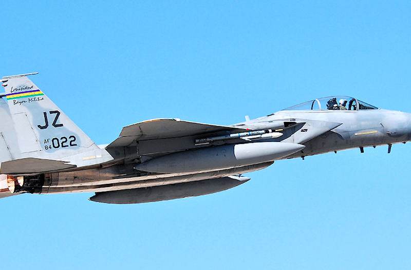  - Twin-engine aircraft
