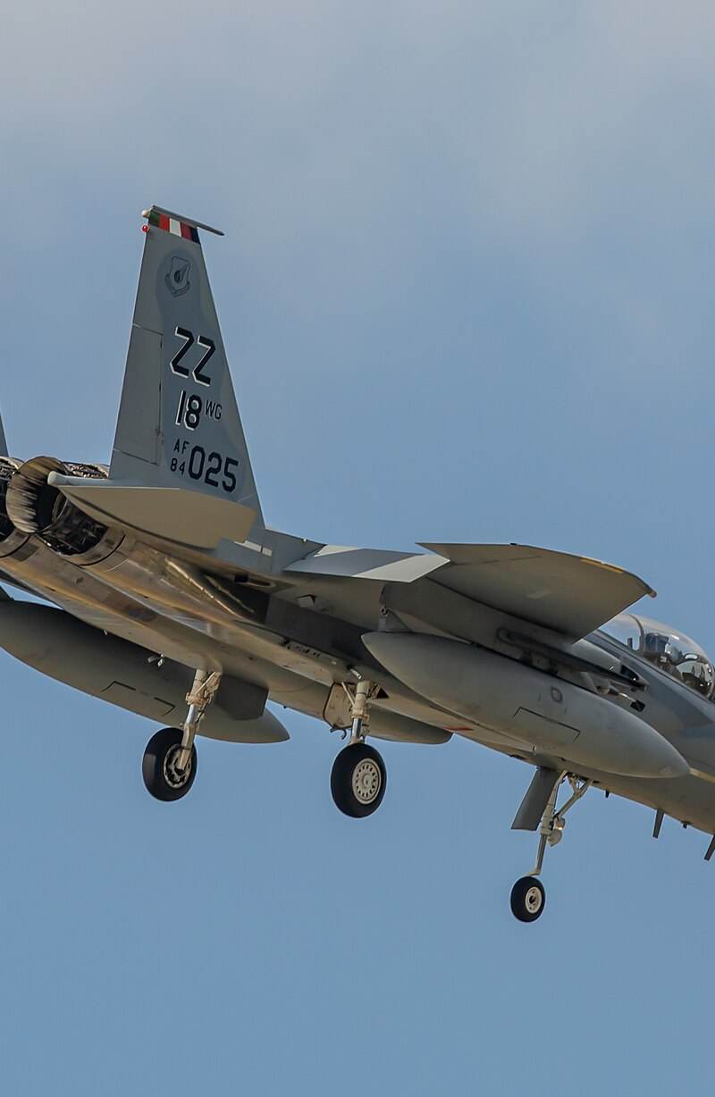  - Twin-engine aircraft