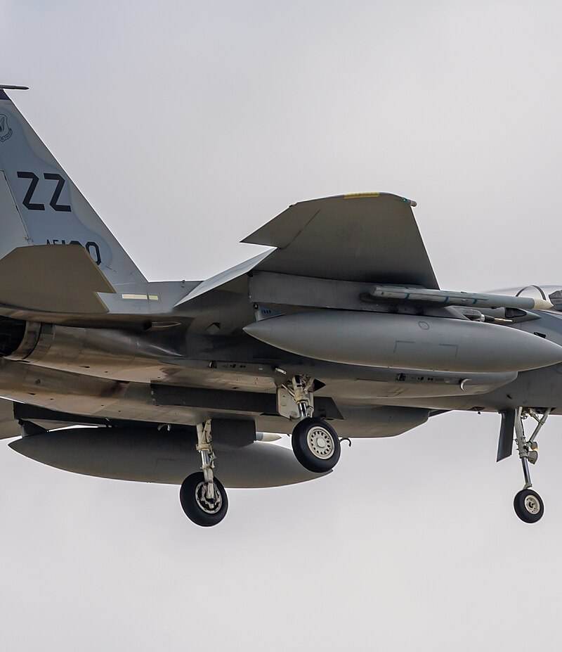  - Twin-engine aircraft