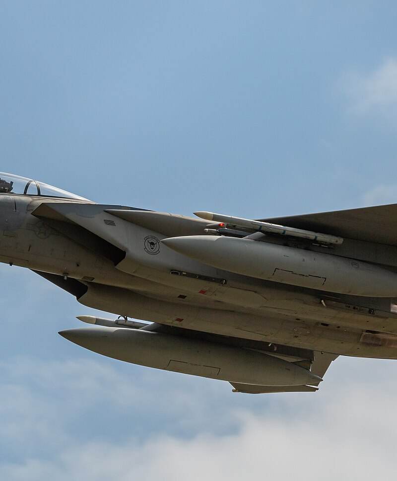  - Twin-engine aircraft
