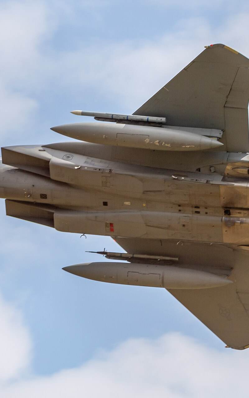  - Twin-engine aircraft