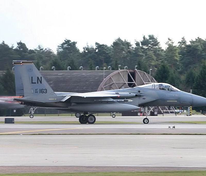  - Twin-engine aircraft