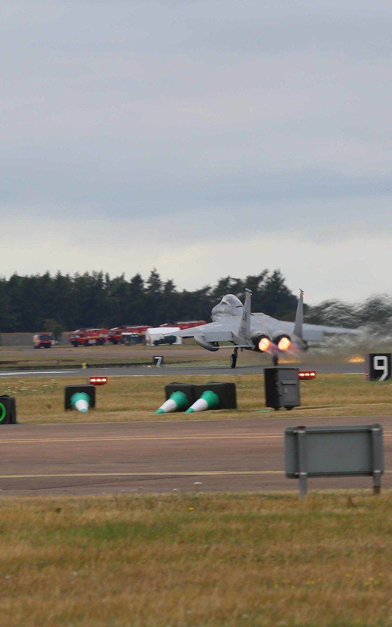  - Twin-engine aircraft