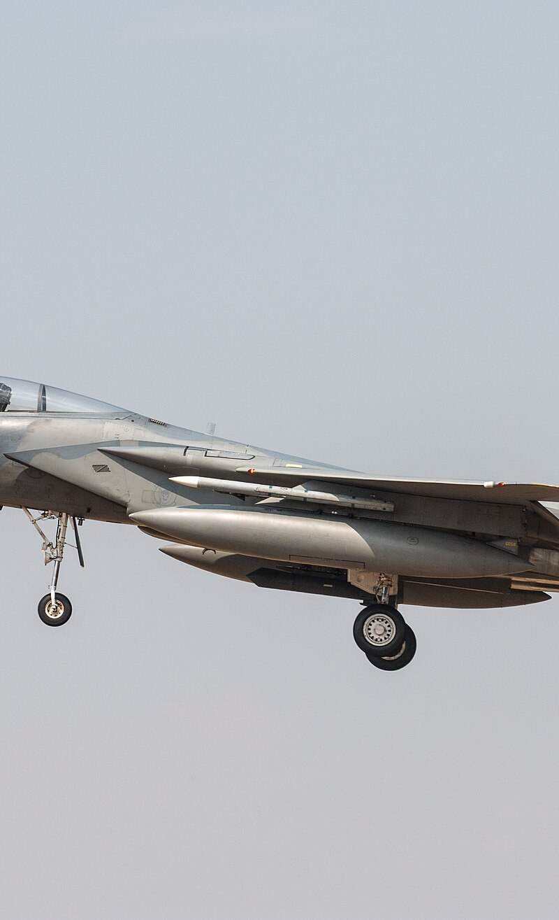  - Twin-engine aircraft