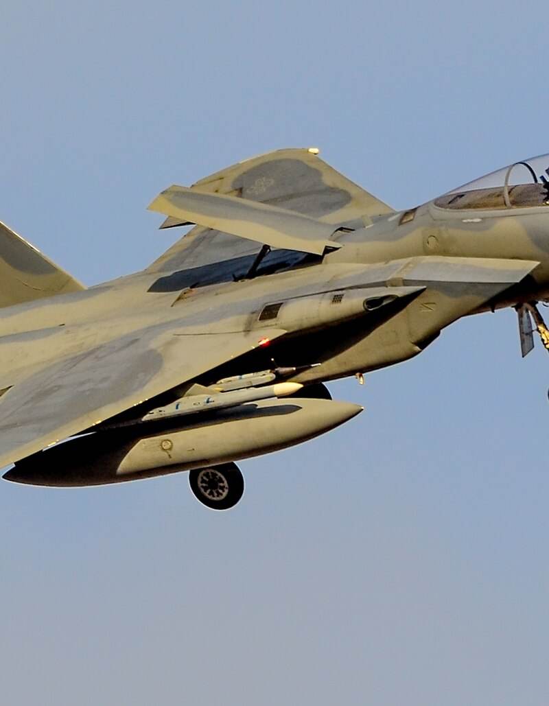 - Twin-engine aircraft