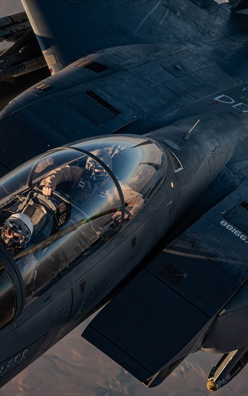  - Twin-engine aircraft