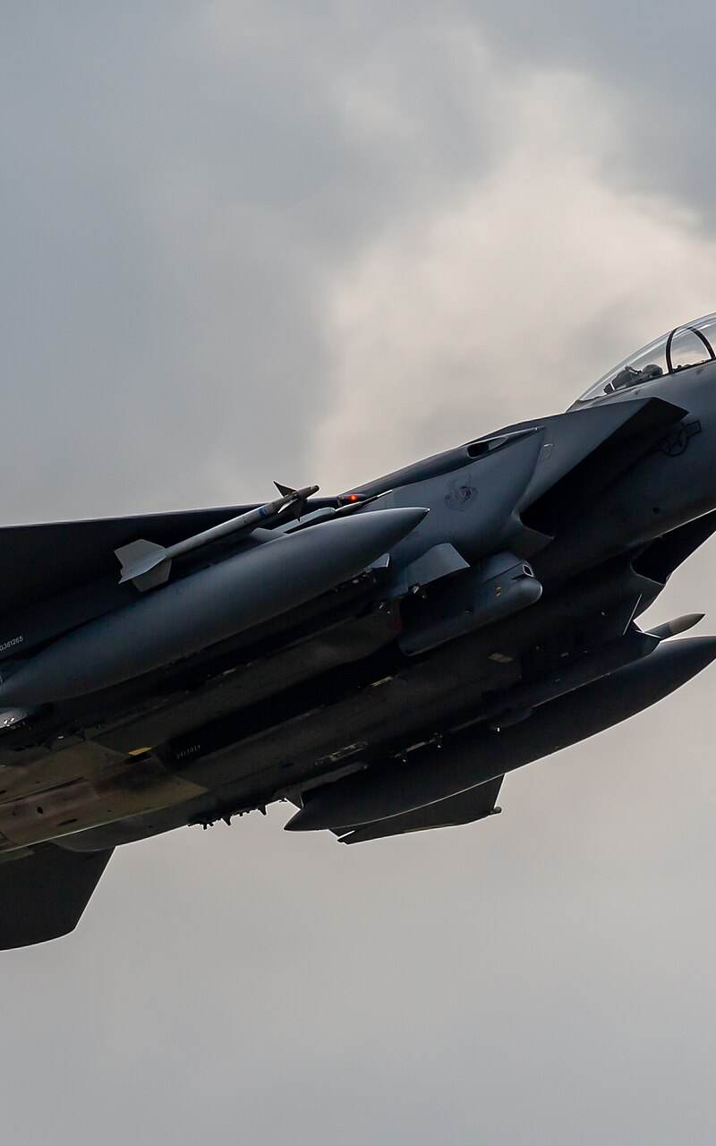  - Twin-engine aircraft