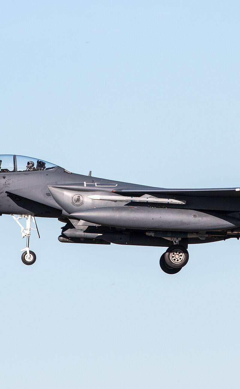  - Twin-engine aircraft