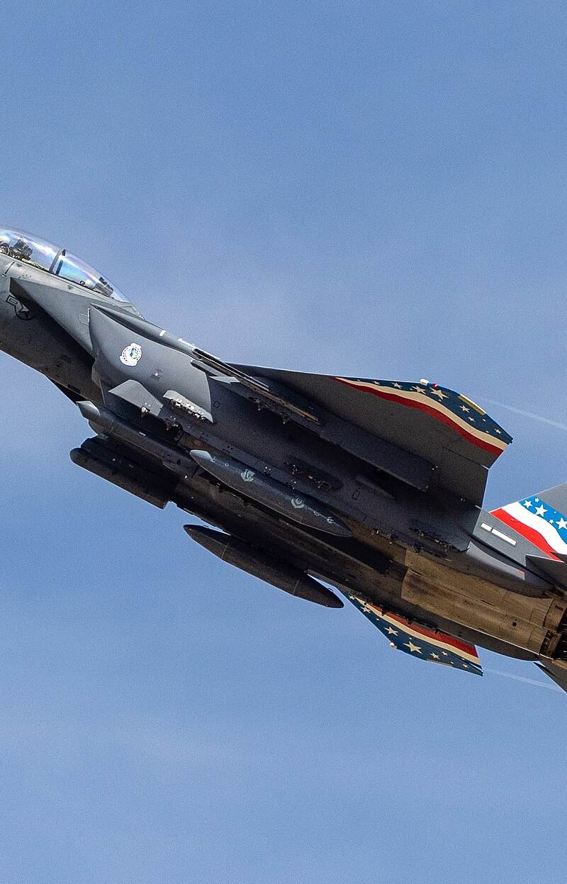  - Twin-engine aircraft