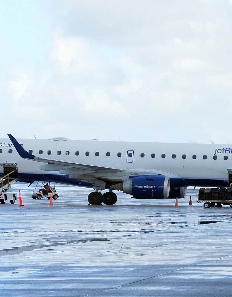 N203JB - Embraer