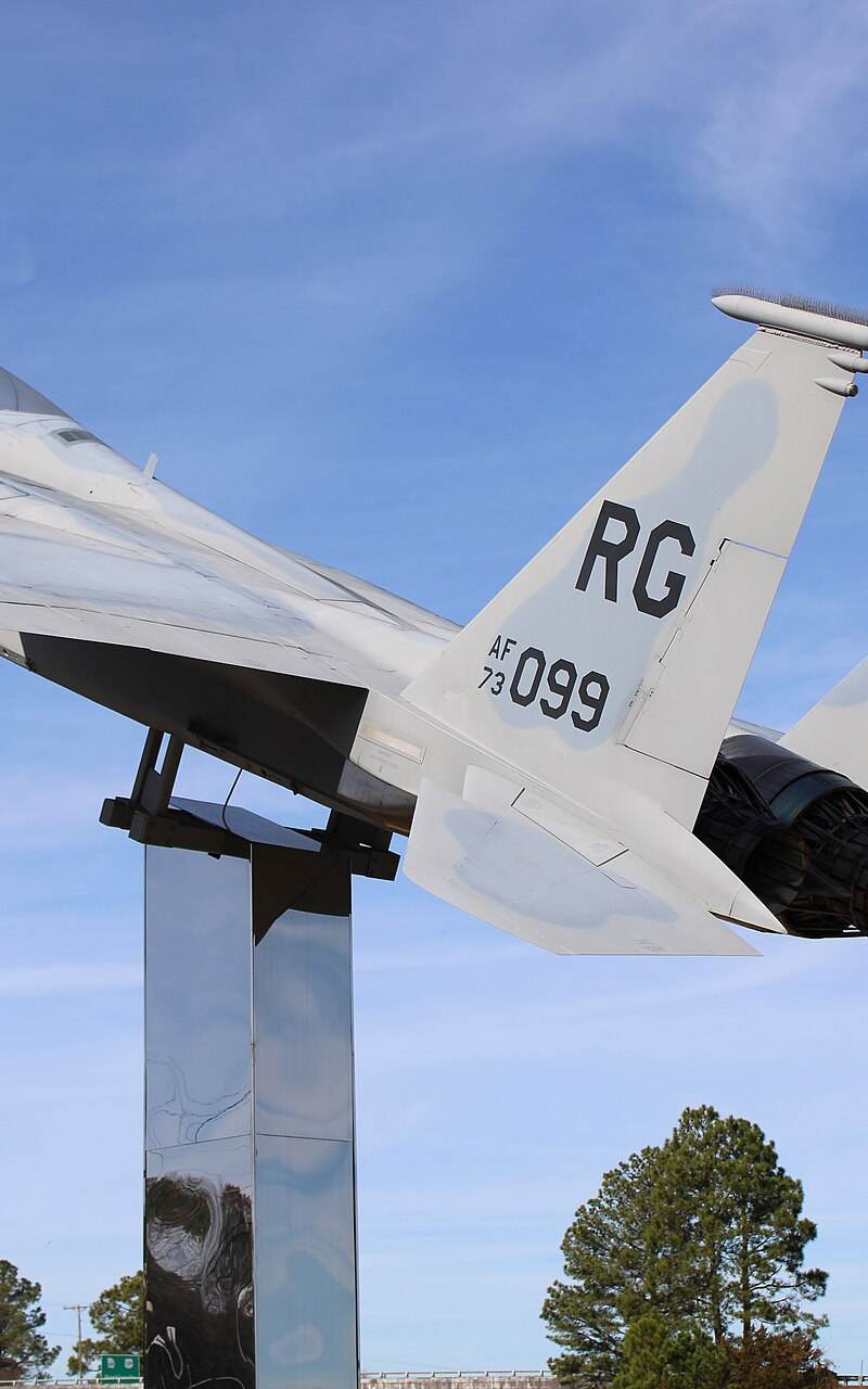 - Twin-engine aircraft