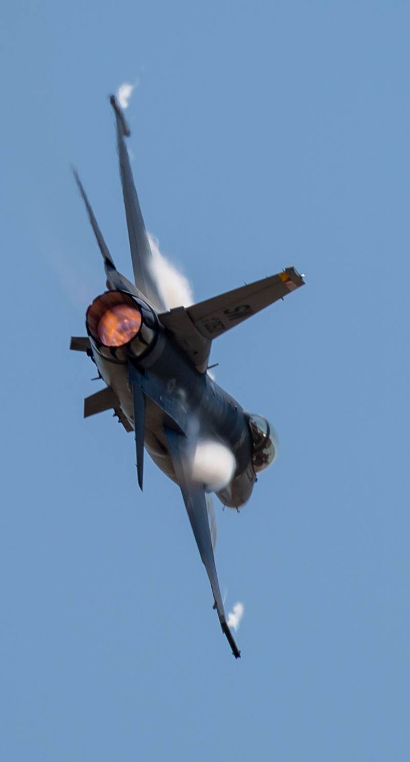  - Single-engine aircraft