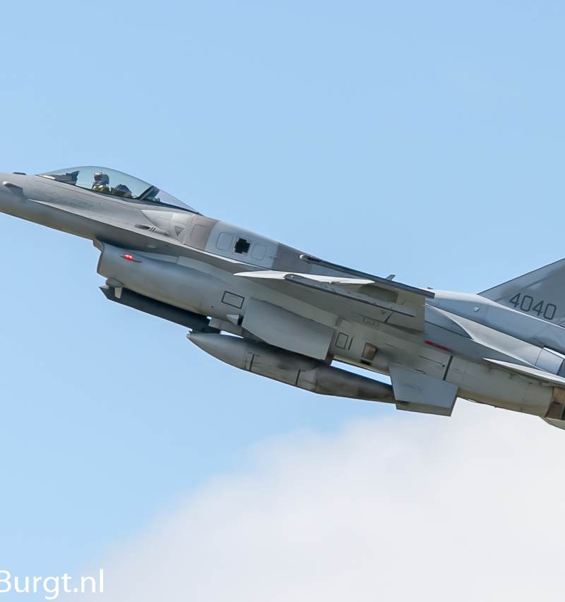  - Single-engine aircraft