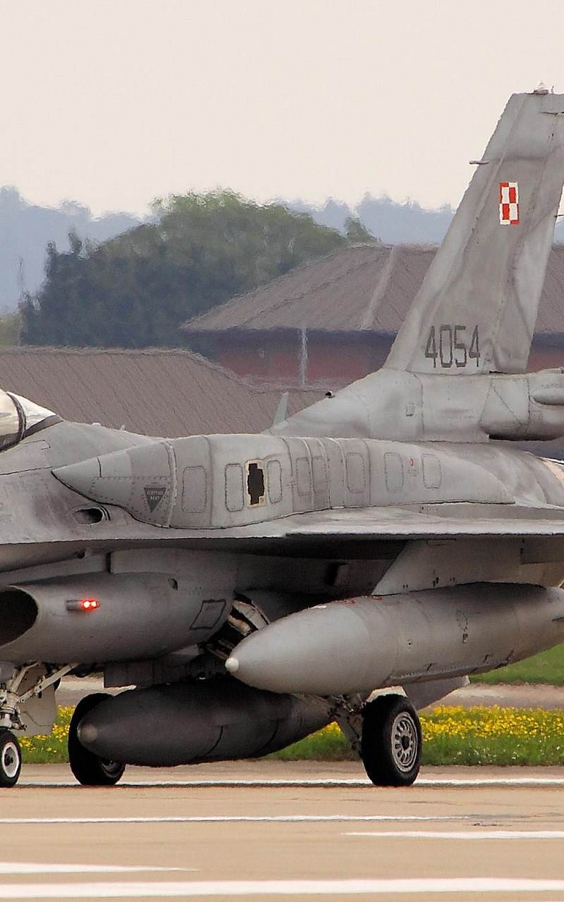  - Single-engine aircraft