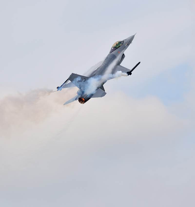  - Single-engine aircraft