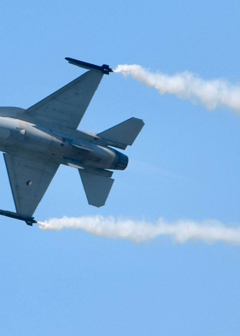  - Single-engine aircraft