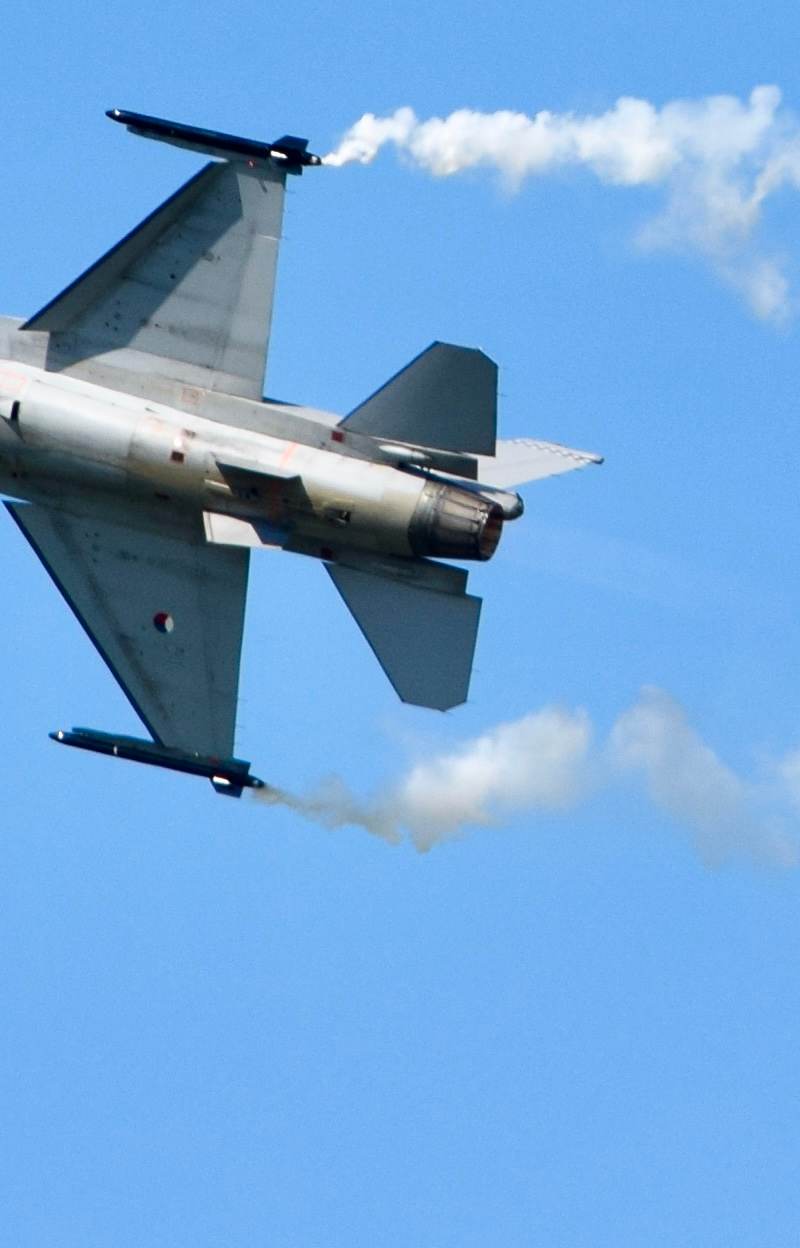  - Single-engine aircraft